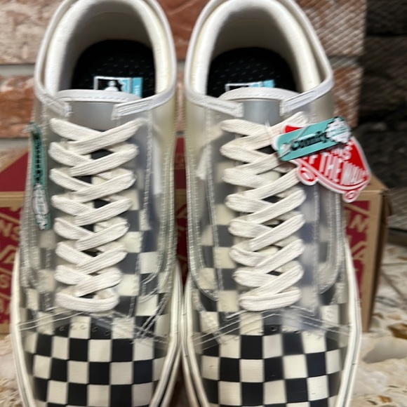 Vans comfy Cush slip on with transparent old skool - Picture 5 of 11